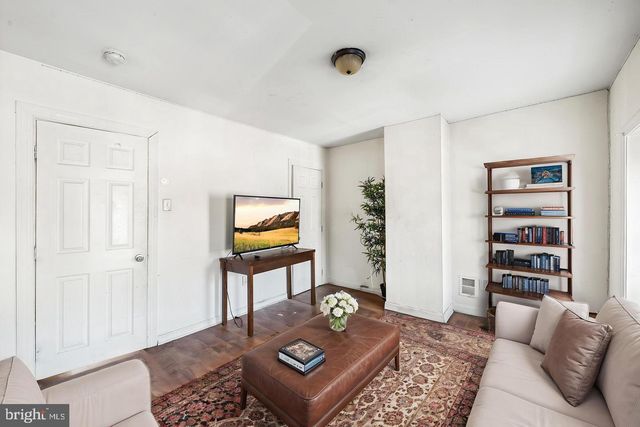 802 E CHELTEN AVE, Philadelphia, PA 19138