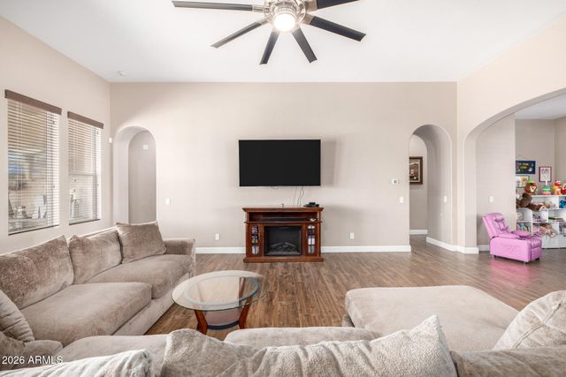 21565 S 223RD Place, Queen Creek, AZ 85142