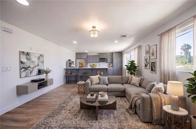5327 Geer Street 3, Los Angeles, CA 90016