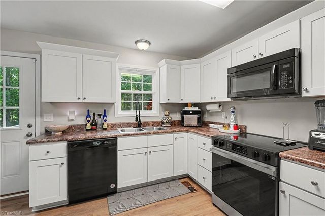 3756 Hoover Hill Road, Trinity, NC 27370