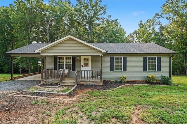 3756 Hoover Hill Road, Trinity, NC 27370