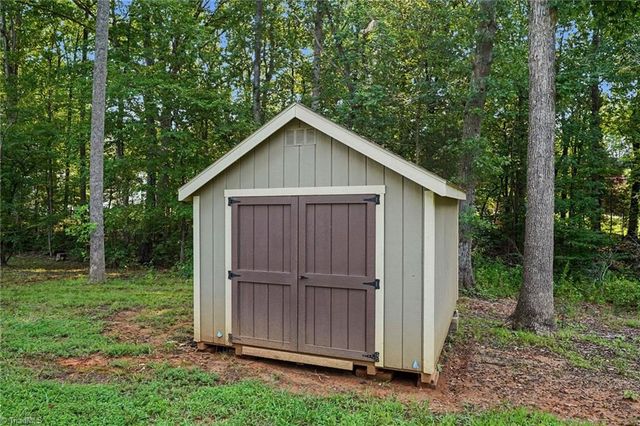3756 Hoover Hill Road, Trinity, NC 27370