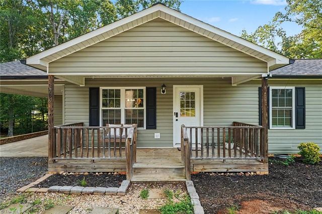 3756 Hoover Hill Road, Trinity, NC 27370