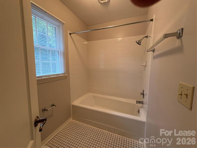 27 Mountain Lake Drive, Hendersonville, NC 28739