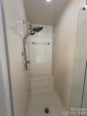 27 Mountain Lake Drive, Hendersonville, NC 28739