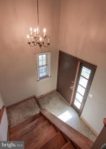 535 SAINT MARYS DR, Steelton, PA 17113