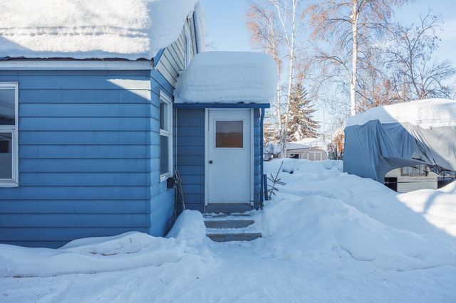 1507 4TH AVENUE, Fairbanks, AK 99701