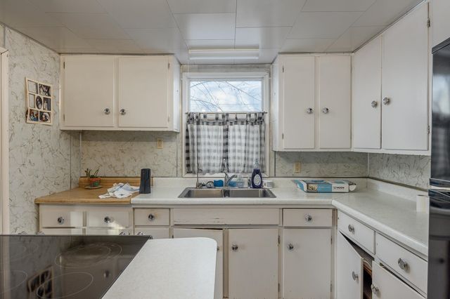 1507 4TH AVENUE, Fairbanks, AK 99701