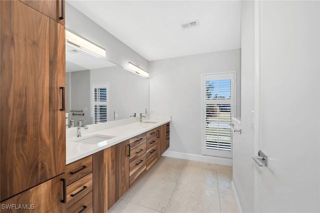 190 Dan River CT, Marco Island, FL 34145