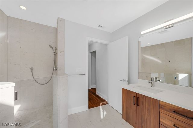 190 Dan River CT, Marco Island, FL 34145