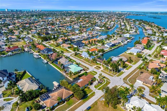 190 Dan River CT, Marco Island, FL 34145