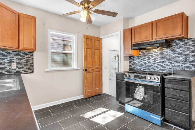 263 Rutledge Street, Gary, IN 46404