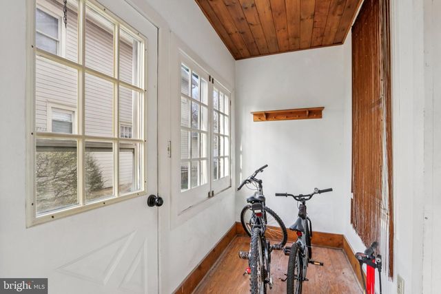 517 CROWN ST, Morrisville, PA 19067