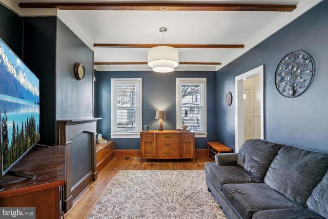 517 CROWN ST, Morrisville, PA 19067