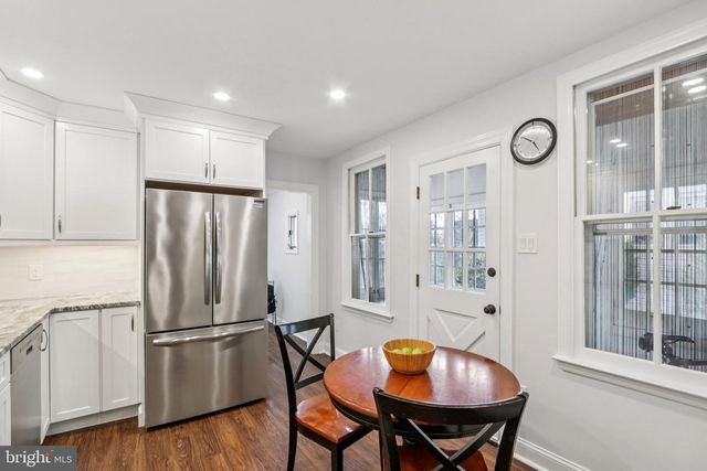 517 CROWN ST, Morrisville, PA 19067