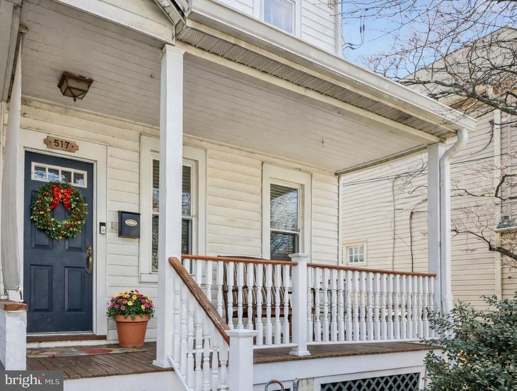 517 CROWN ST, Morrisville, PA 19067