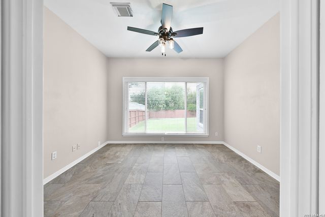 9427 KEEGANS WOODS DR, San Antonio, TX 78254