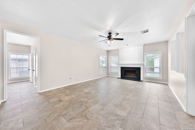 9427 KEEGANS WOODS DR, San Antonio, TX 78254