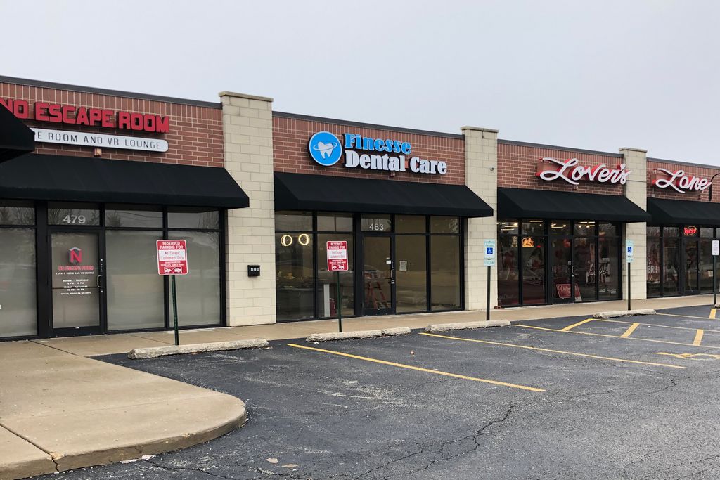 479 S Randall Road, North Aurora, IL 60542