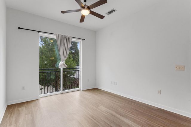 1900 Barton Springs RD 2027, Austin, TX 78704