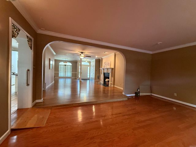 981 Colonial Drive, Jacksonville, AR 72076