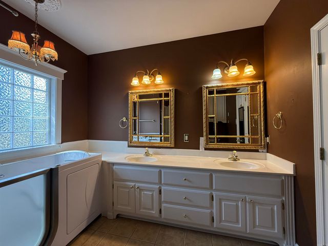 981 Colonial Drive, Jacksonville, AR 72076