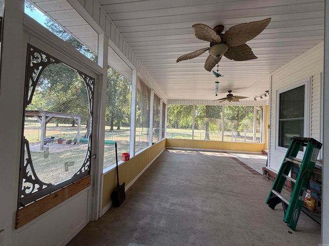 981 Colonial Drive, Jacksonville, AR 72076