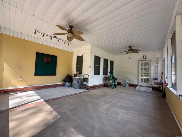 981 Colonial Drive, Jacksonville, AR 72076