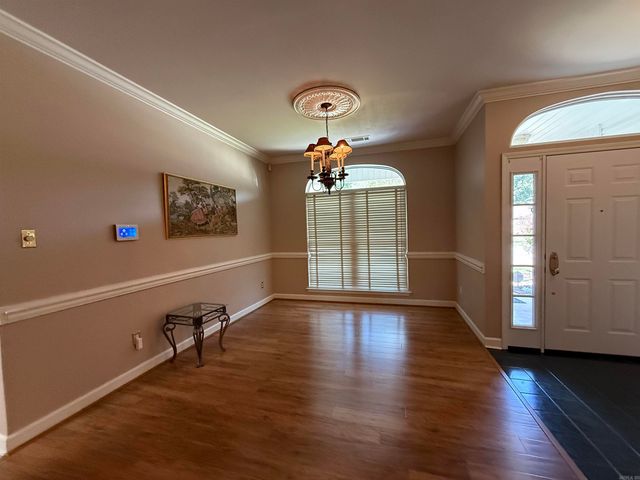 981 Colonial Drive, Jacksonville, AR 72076