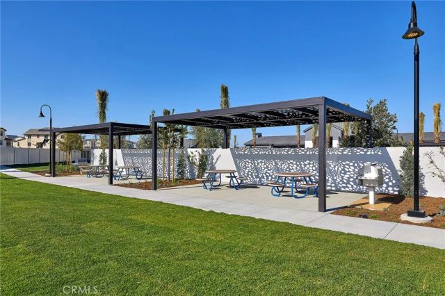 5823 Muir Way, Eastvale, CA 92880
