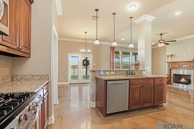 4732 Stonewall Dr, Addis, LA 70710