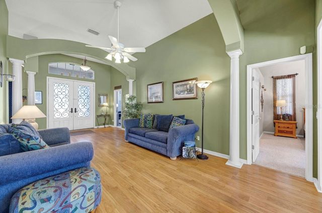 4415 MERRICK RUN LANE, Valrico, FL 33596