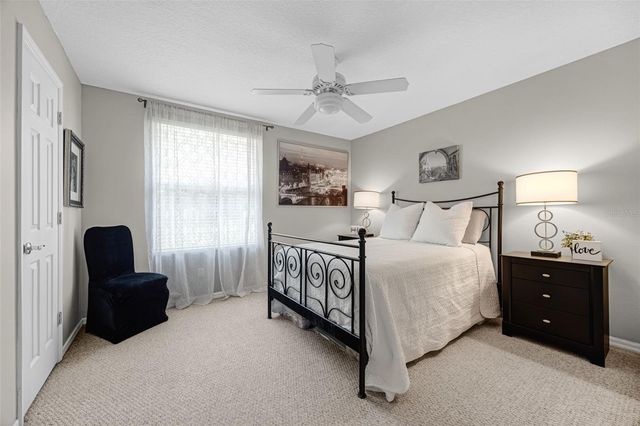 4415 MERRICK RUN LANE, Valrico, FL 33596