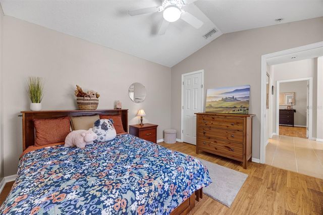 4415 MERRICK RUN LANE, Valrico, FL 33596