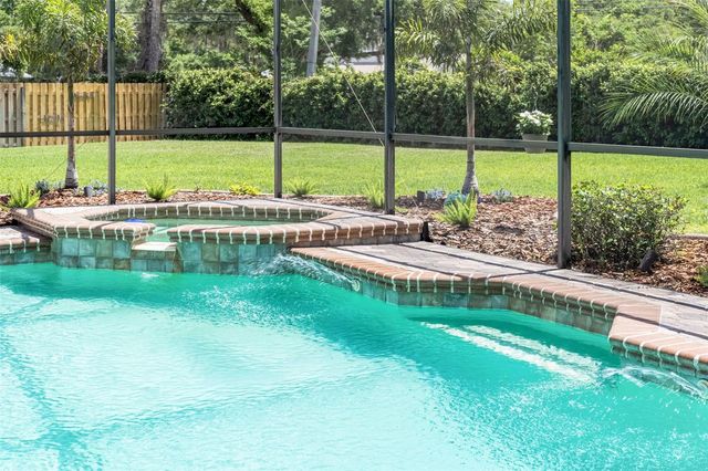 4415 MERRICK RUN LANE, Valrico, FL 33596