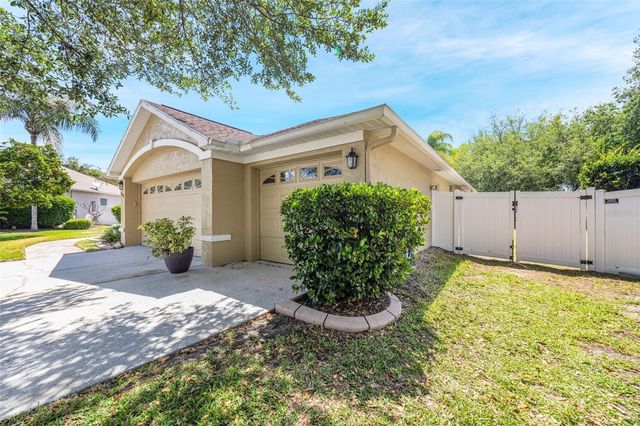 4415 MERRICK RUN LANE, Valrico, FL 33596