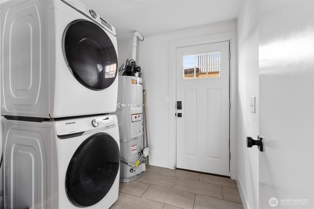 8731 13th Avenue NW, Seattle, WA 98117