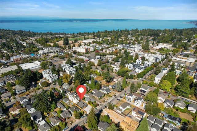 8731 13th Avenue NW, Seattle, WA 98117