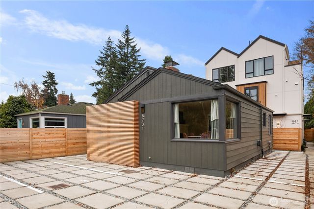 8731 13th Avenue NW, Seattle, WA 98117