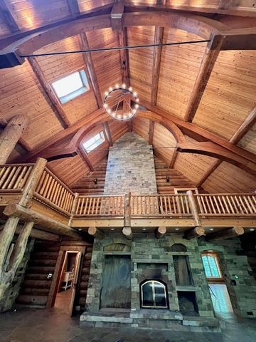 10836 Bray Road, Elkins, AR 72727