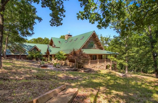 10836 Bray Road, Elkins, AR 72727