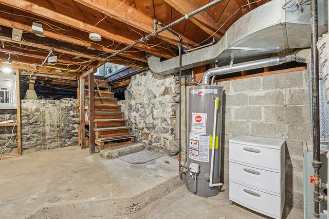 2403 N Perry St, Spokane, WA 99207