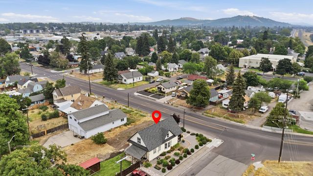 2403 N Perry St, Spokane, WA 99207