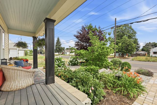 2403 N Perry St, Spokane, WA 99207