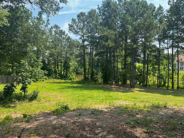 200 Wilsons Creek Bend, Bonaire, GA 31005