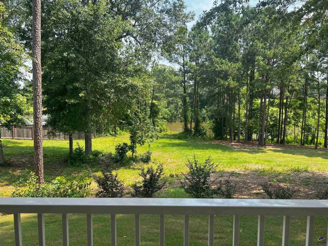 200 Wilsons Creek Bend, Bonaire, GA 31005