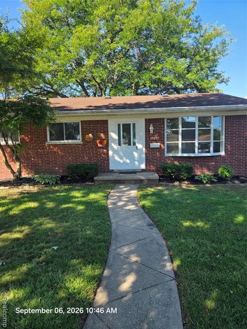 29651 Fairfield Drive, Warren, MI 48088