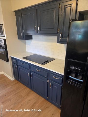 29651 Fairfield Drive, Warren, MI 48088