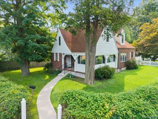 641 Secor Road, Hartsdale, NY 10530