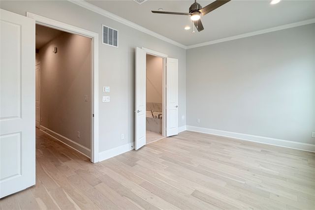 4613 Greenborough Lane, Dallas, TX 75219